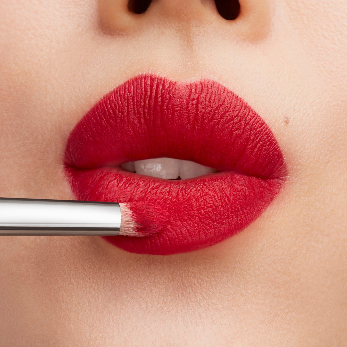 Retro Matte Lipstick with rich wearable color for Daily Makeup