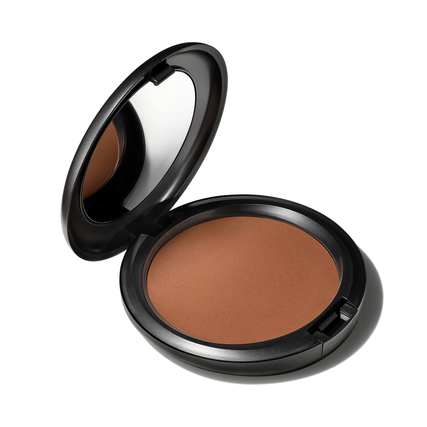 Blot Powder Pressed with a soft refined finish for Daily Makeup