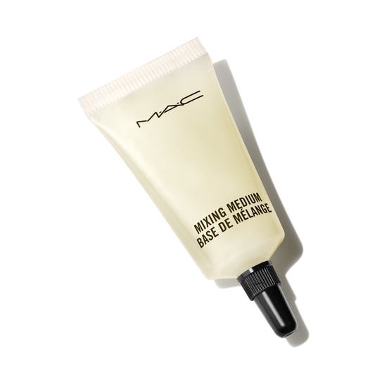 Mixing Medium Eyeliner with precise eye definition for Daily Makeup