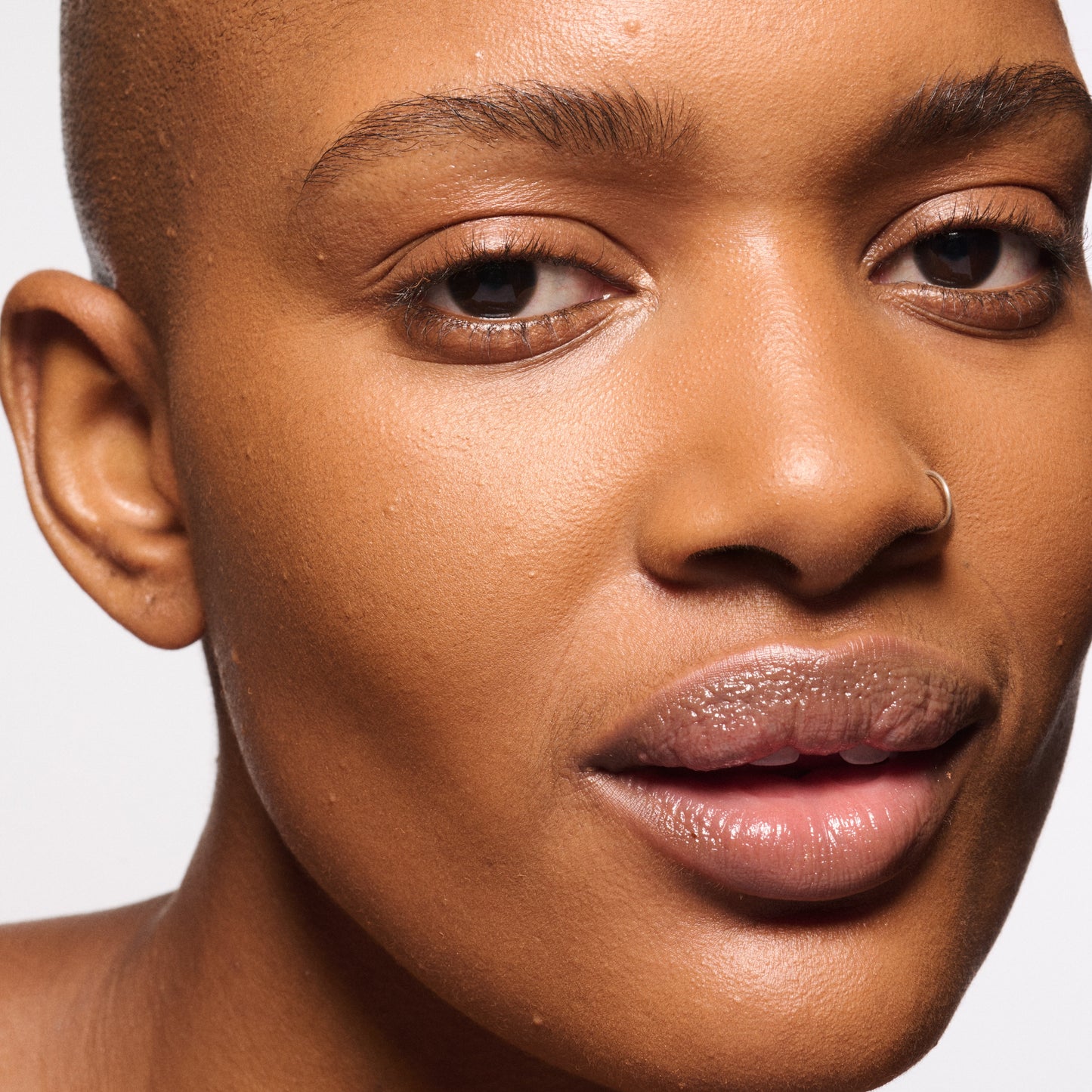 Mineralize Skinfinish Natural Face Powder with a soft refined finish for Daily Makeup