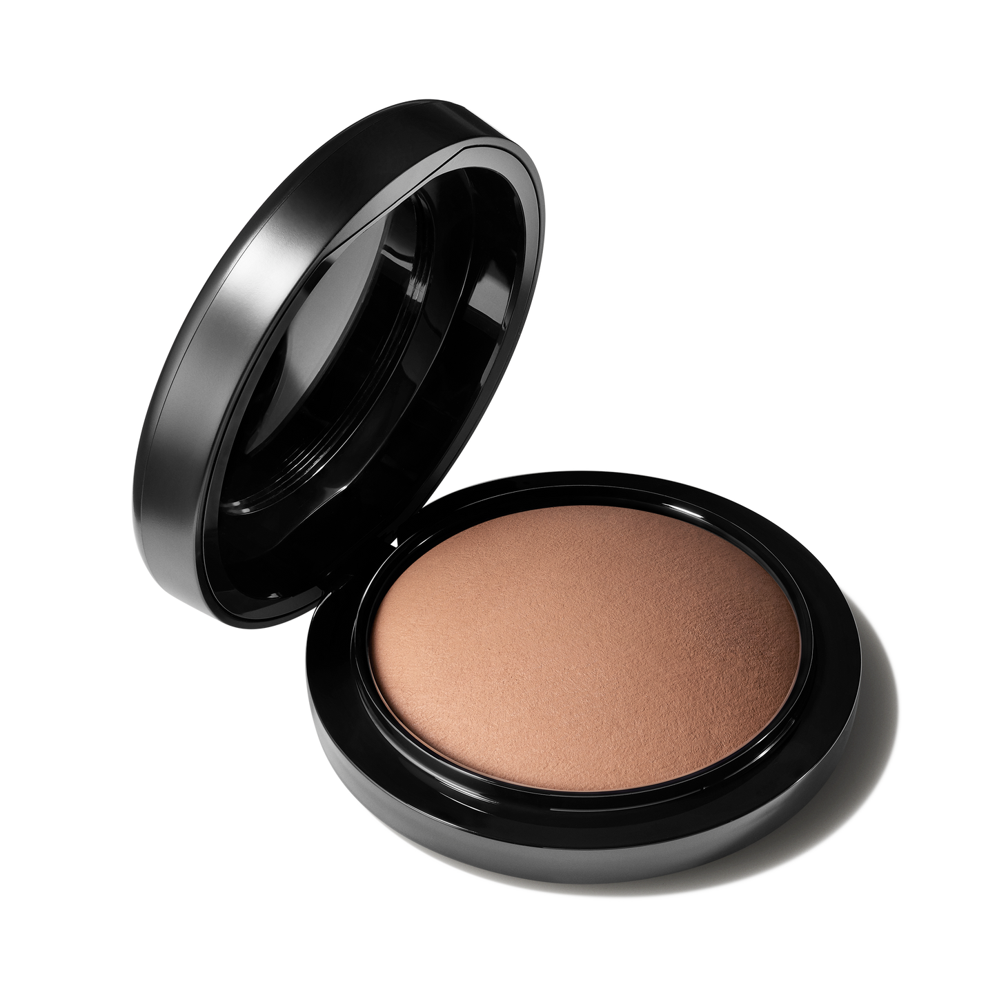 Mineralize Skinfinish Natural Face Powder with a soft refined finish for Daily Makeup