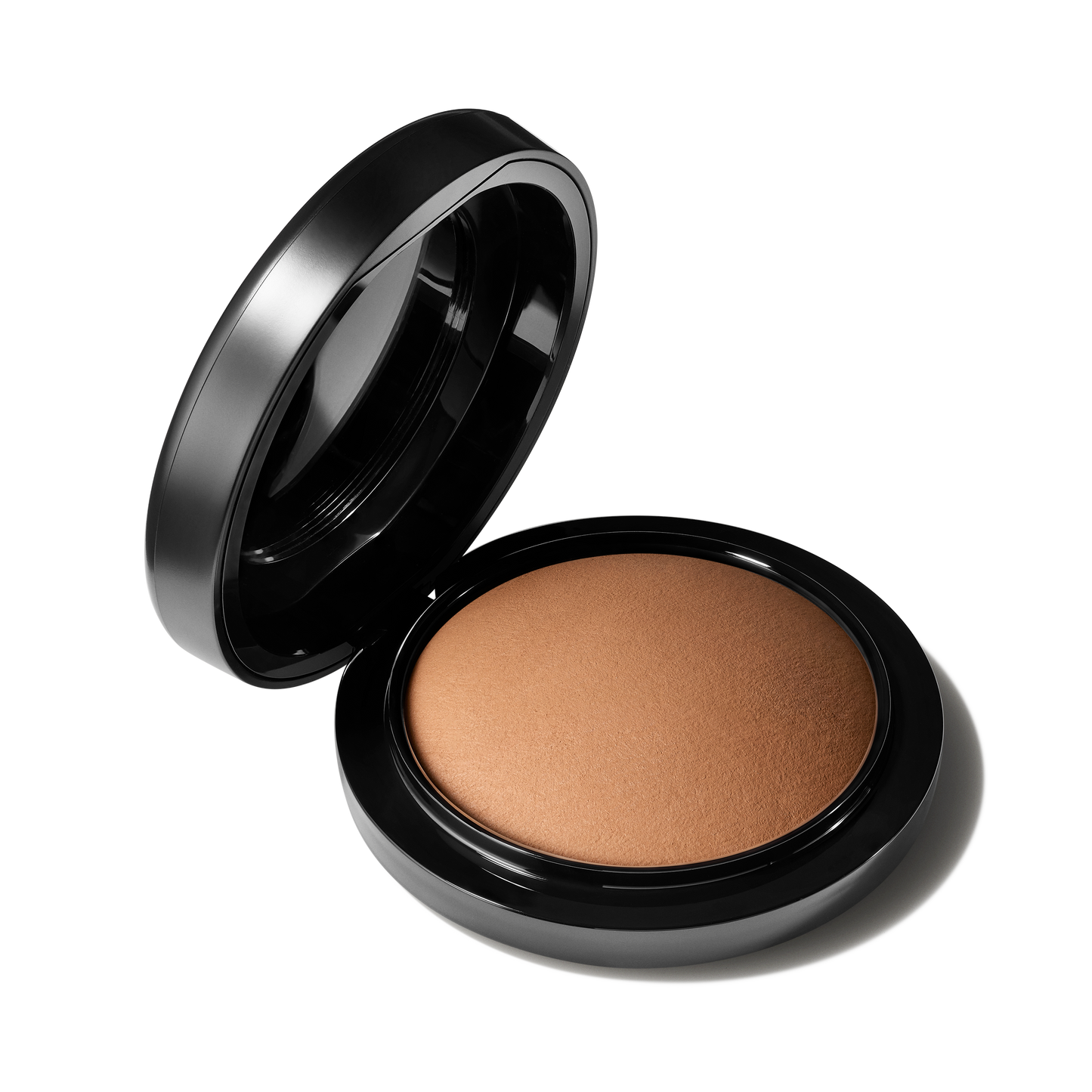 Mineralize Skinfinish Natural Face Powder with a soft refined finish for Daily Makeup