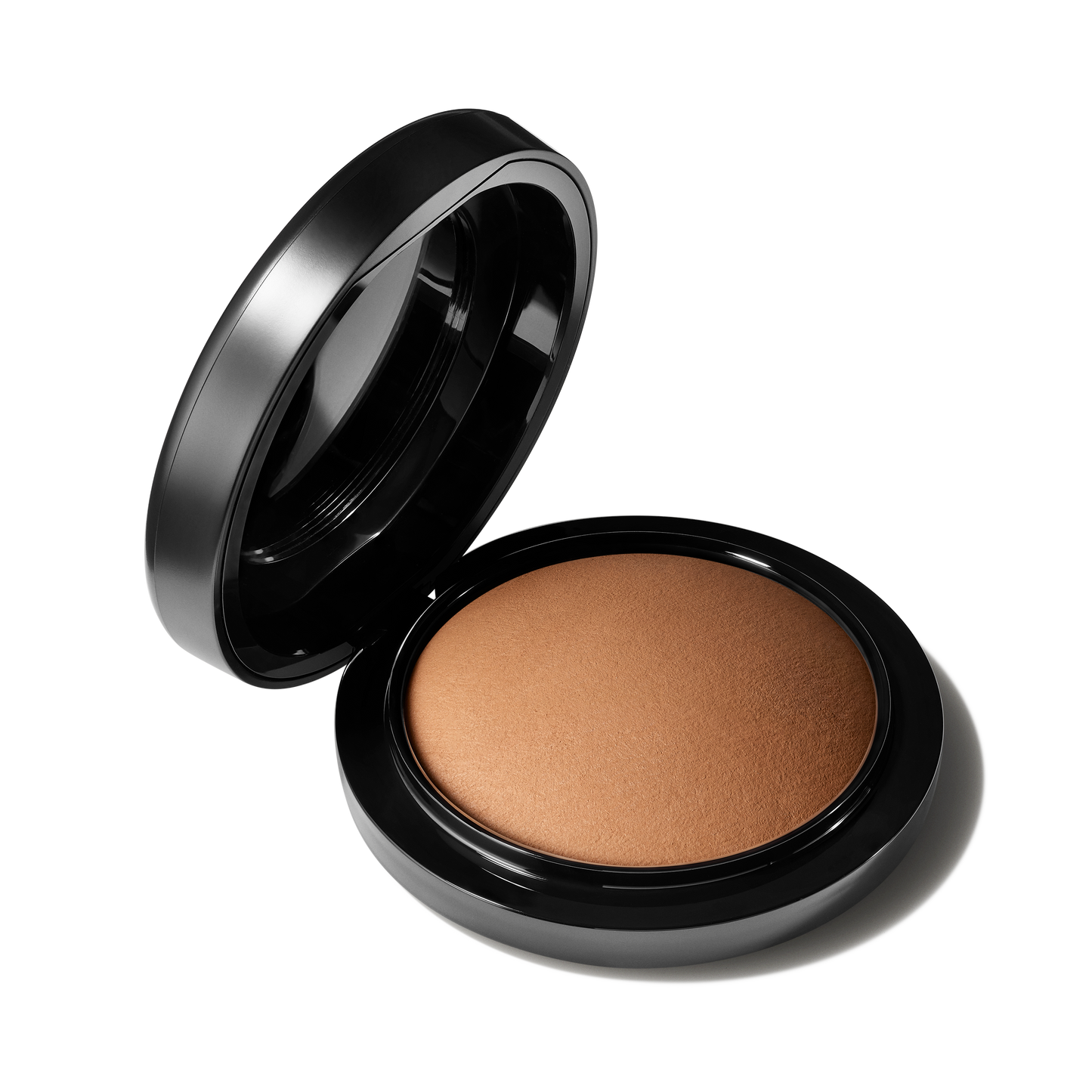 Mineralize Skinfinish Natural Face Powder with a soft refined finish for Daily Makeup