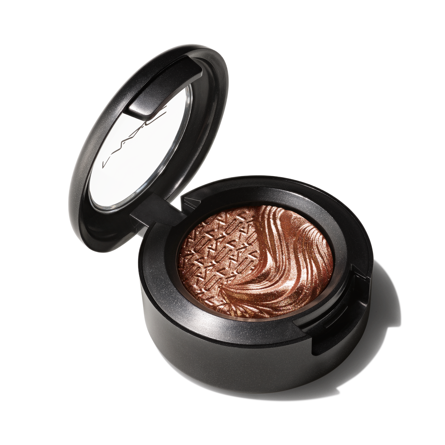 Extra Dimension Eye Shadow with blendable eye color for Daily Makeup