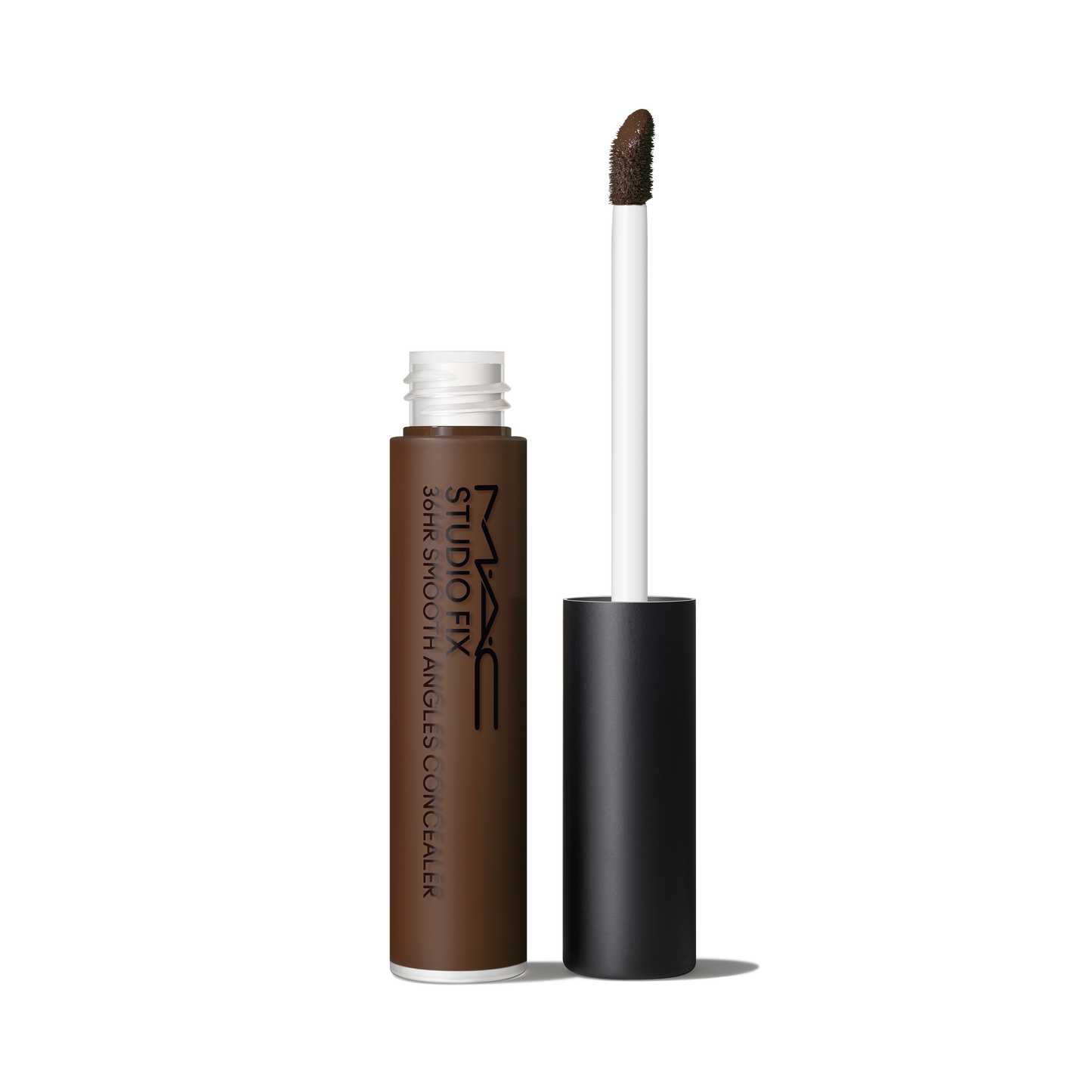 Studio Fix Longwear Smooth Angles Concealer with targeted looking coverage for Daily Makeup
