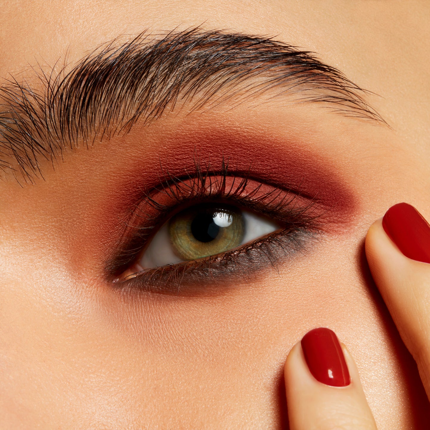 Powder Kiss Soft Matte Eye Shadow with blendable eye color for Daily Makeup