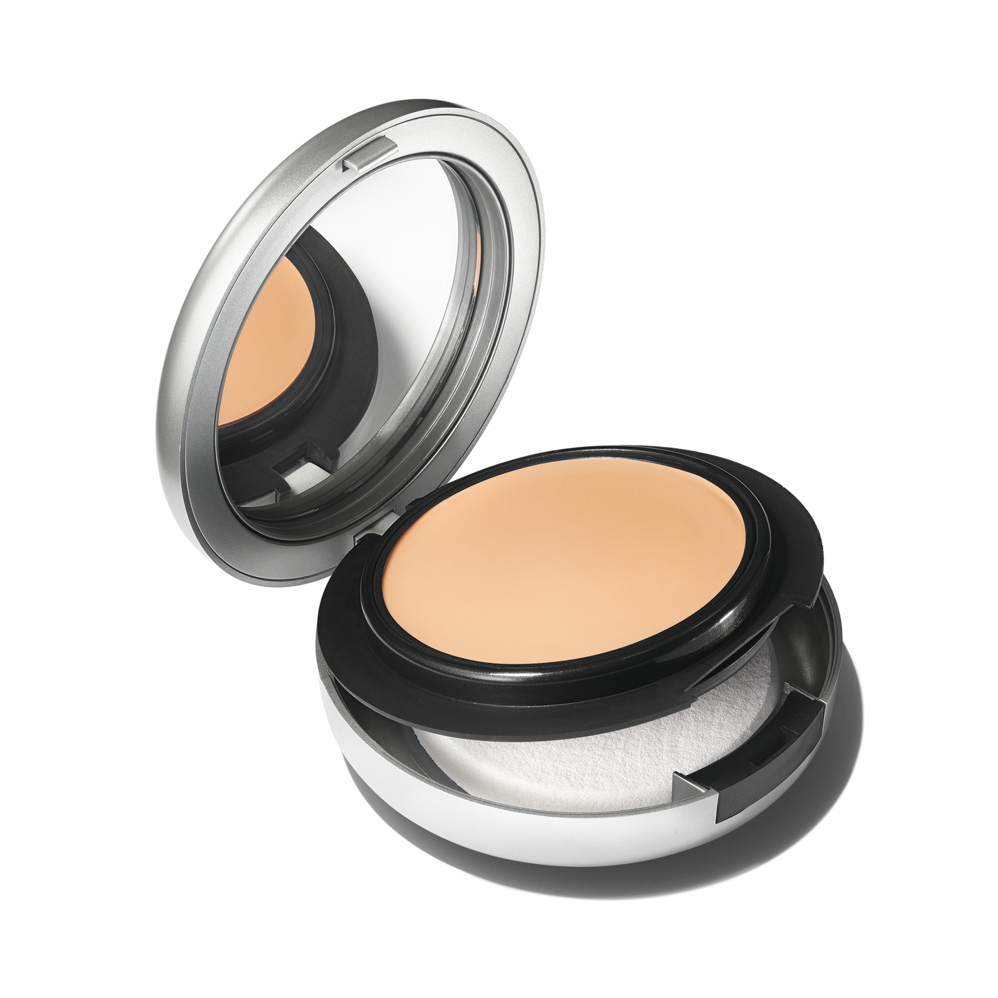 Studio Fix Tech Cream To Powder Foundation with even looking coverage for Daily Makeup