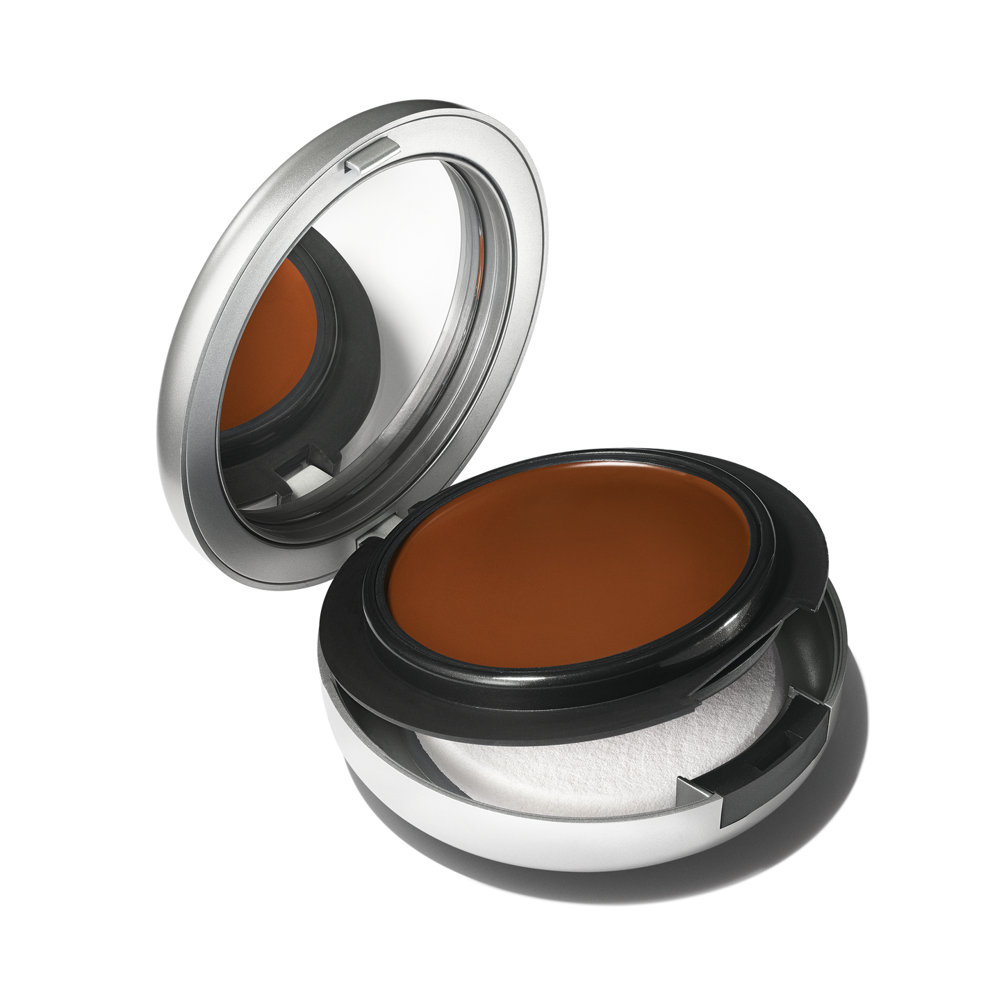 Studio Fix Tech Cream To Powder Foundation with even looking coverage for Daily Makeup