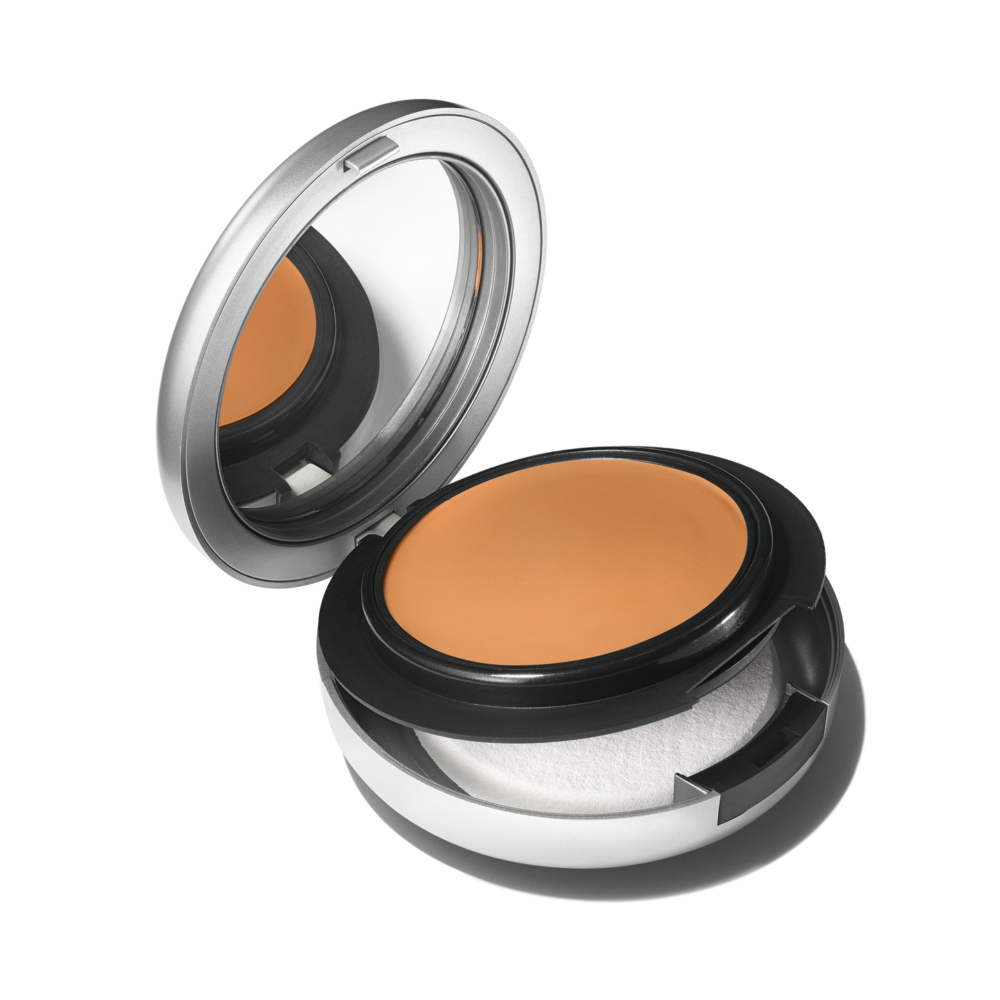 Studio Fix Tech Cream To Powder Foundation with even looking coverage for Daily Makeup