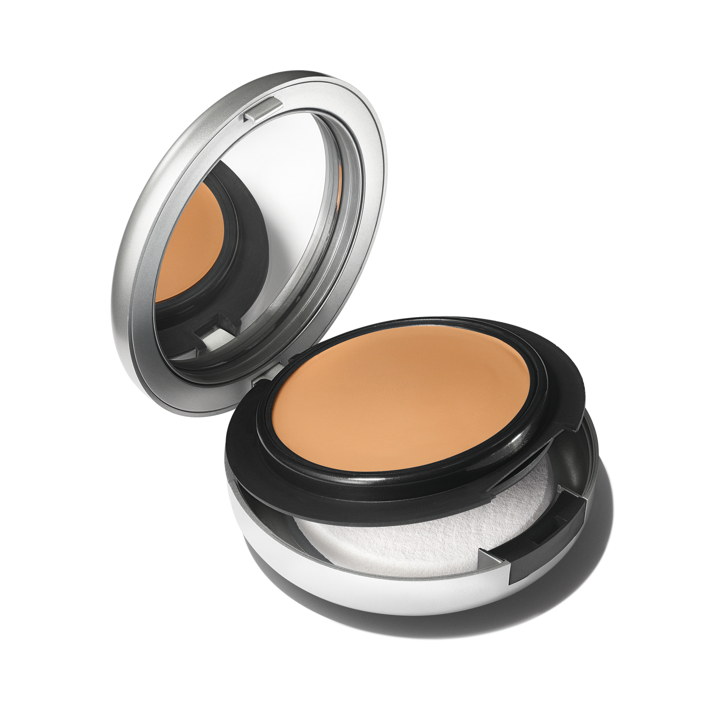 Studio Fix Tech Cream To Powder Foundation with even looking coverage for Daily Makeup